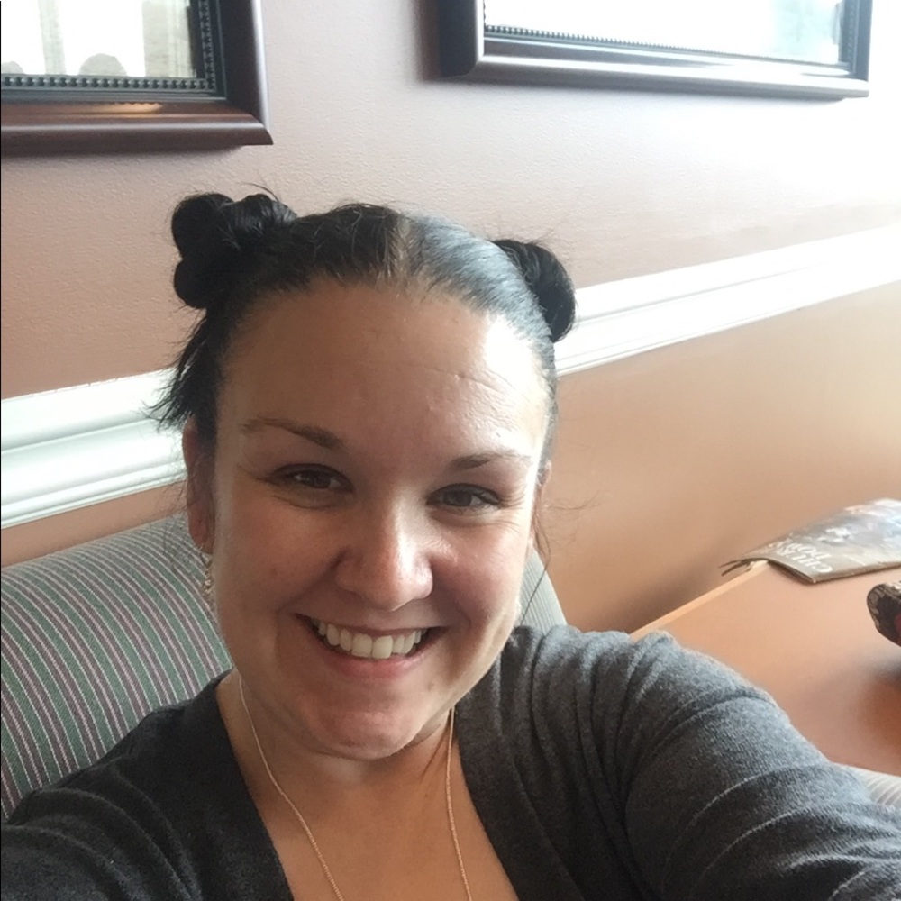 Meet your Posher, Brittany